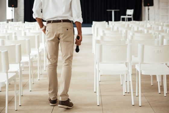 Sonorisation éclairage et micro pour événement professionnel de fin d'année