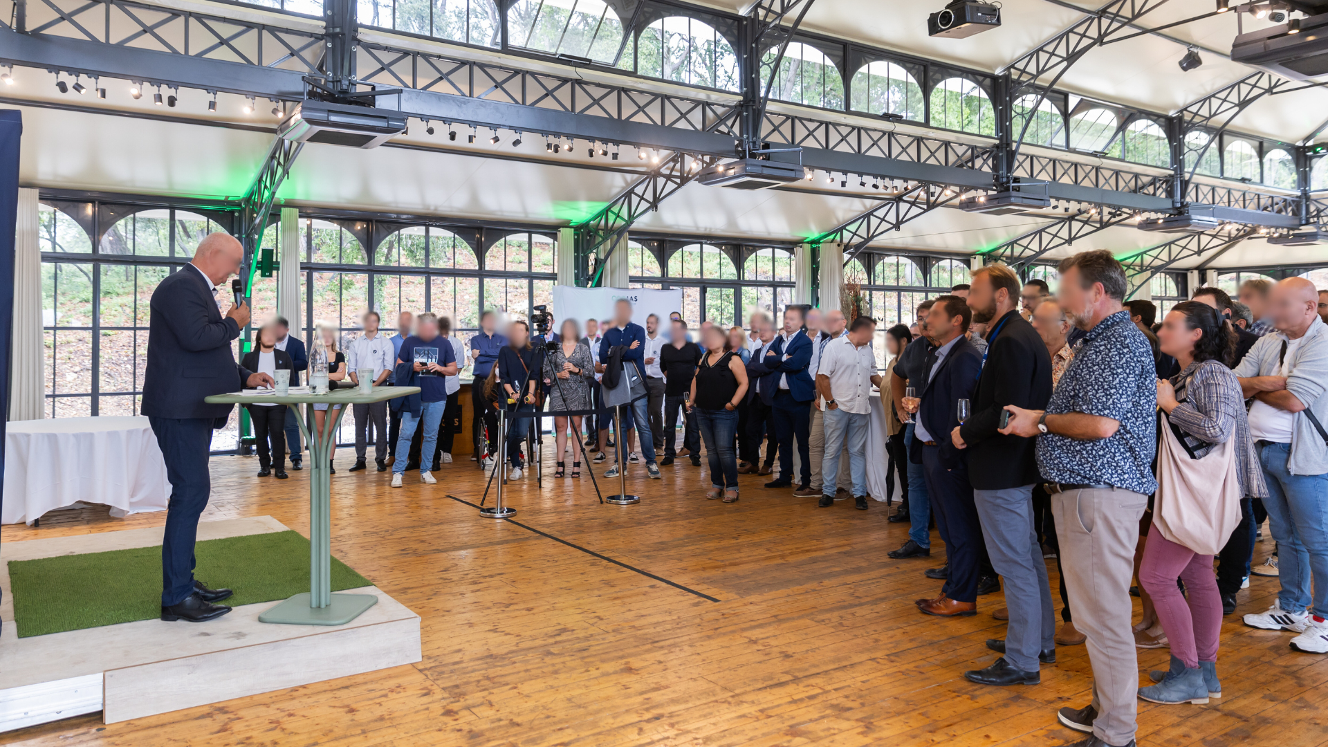 Discours lors d'un anniversaire d'entreprise dans le Gard