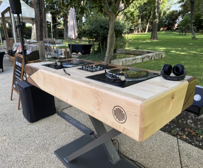 Bar à vinyles à Nimes