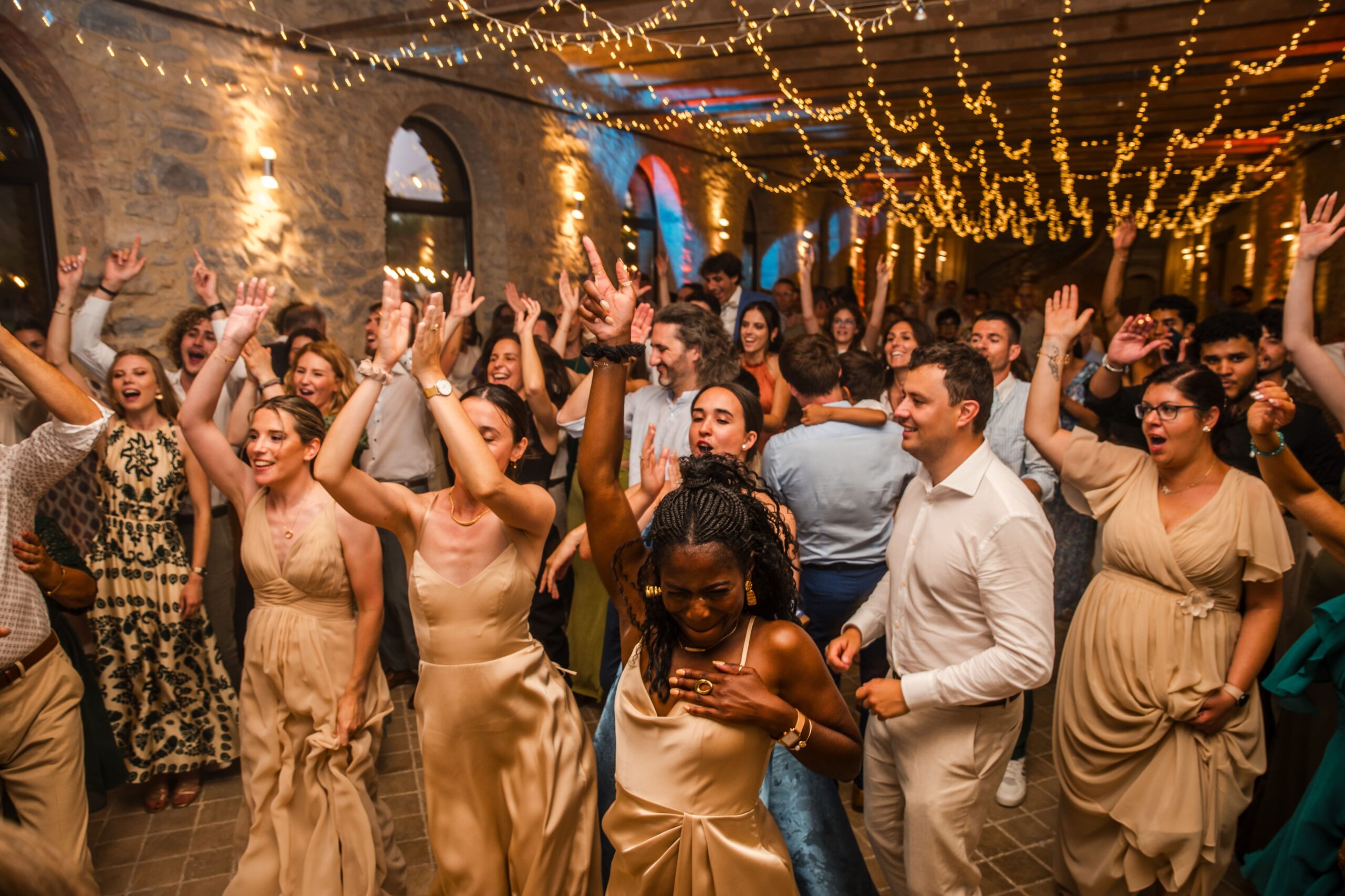 Ambiance de folie mariage en Provence