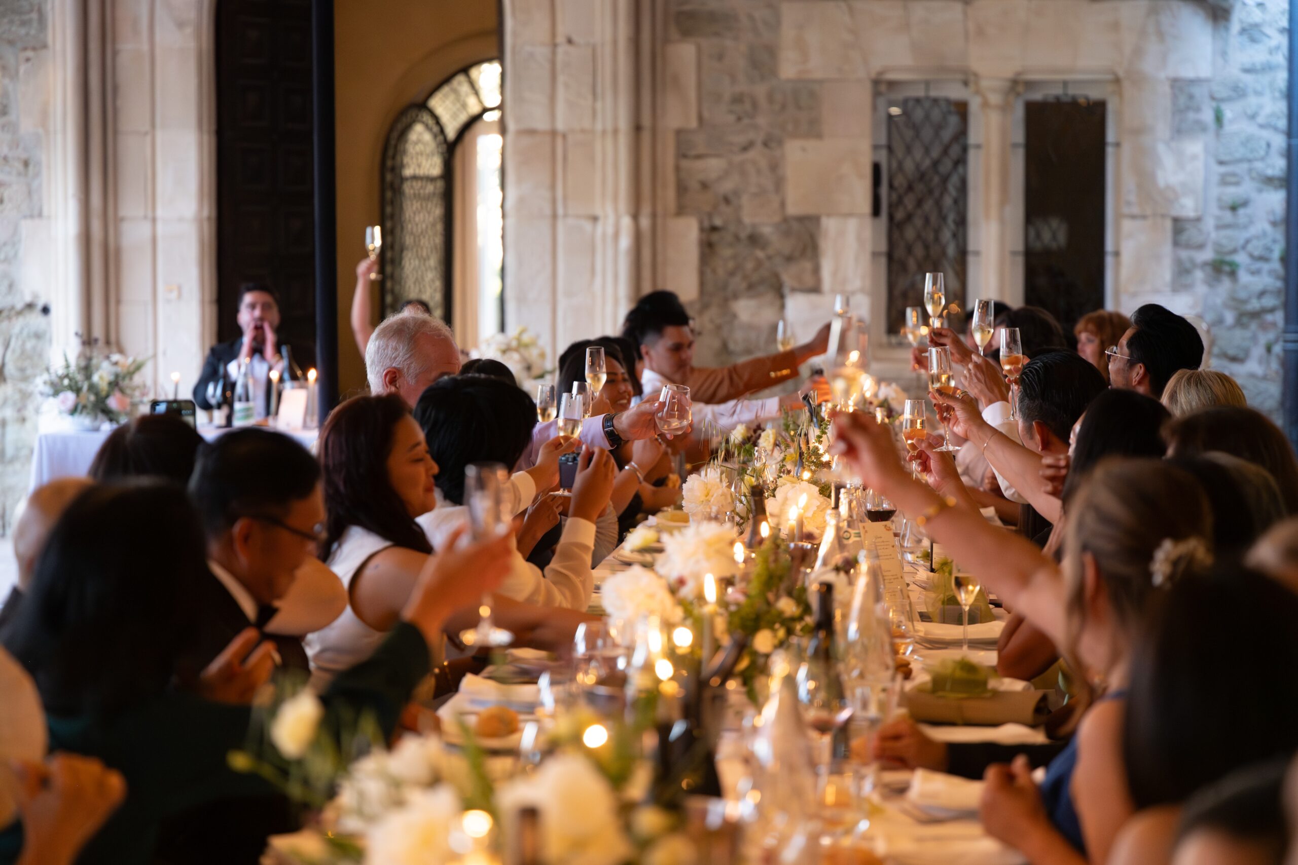 Sonorisation de repas de mariage avec micro sans fils pour les discours